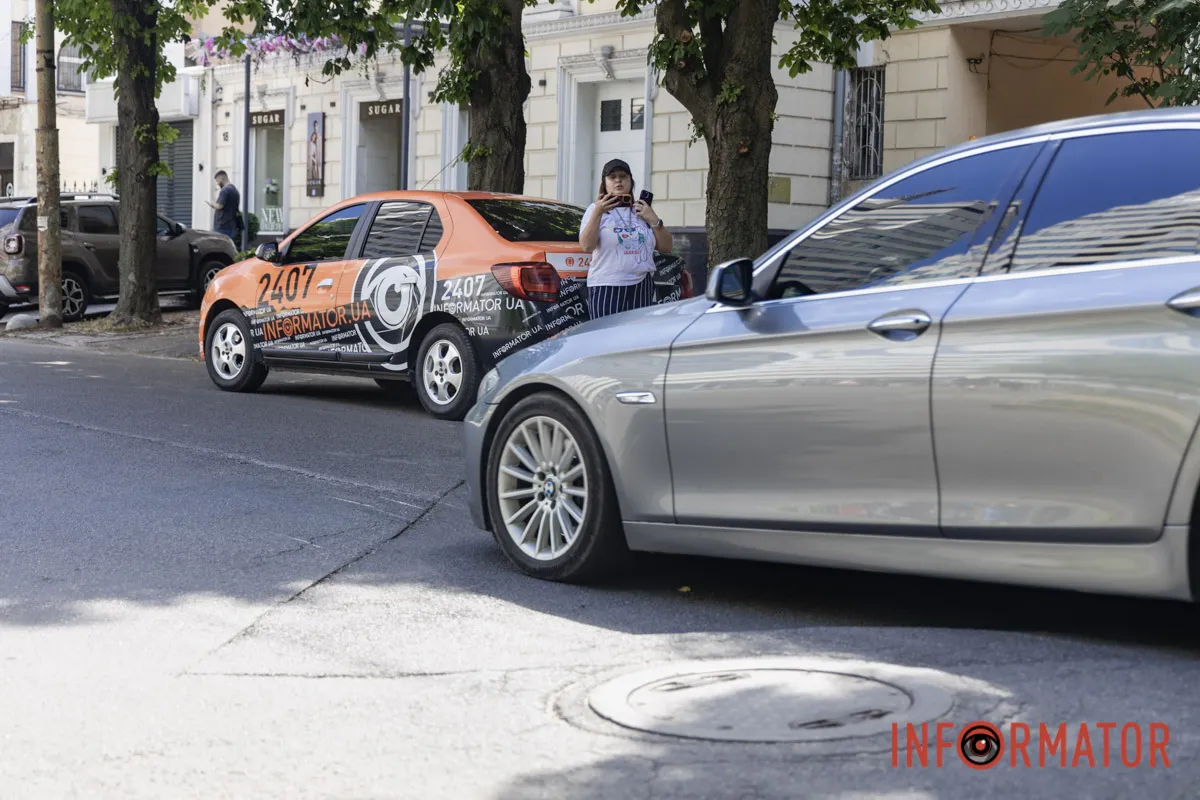 Коммунальная «заплатка», которая скребет днища автомобилей: в Днепре на Вернадского появилась "ловушка" для водителей 7