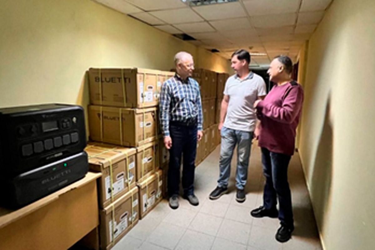Сформировали мощный парк автономного питания