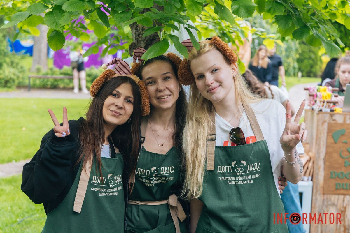 Конкурси, басейн та чимало веселощів: у Дніпрі проходив фестиваль для чотирилапих улюбленців 16
