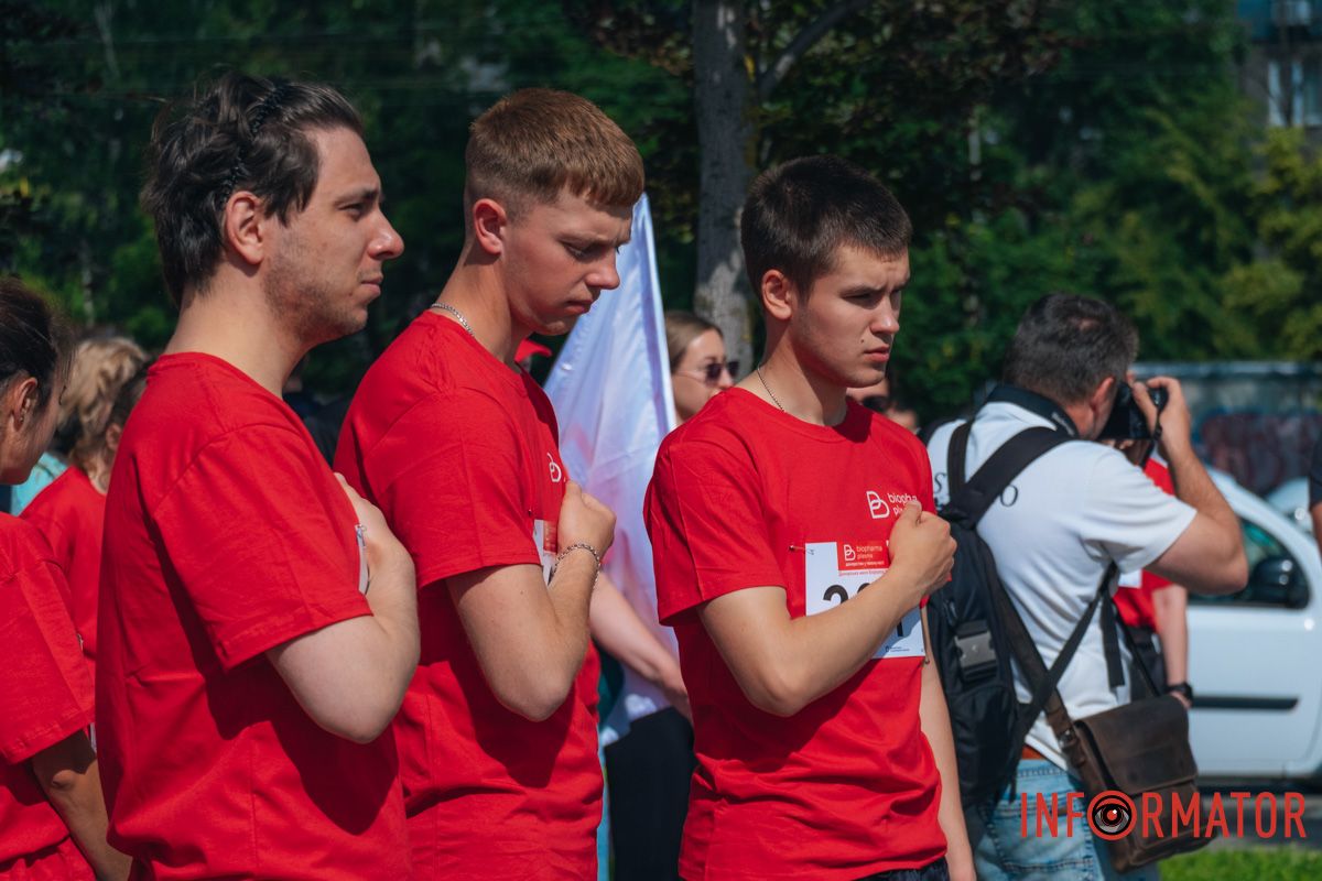 У Дніпрі до Всесвітнього дня донора проходив благодійний забіг: шукай себе на фото 8