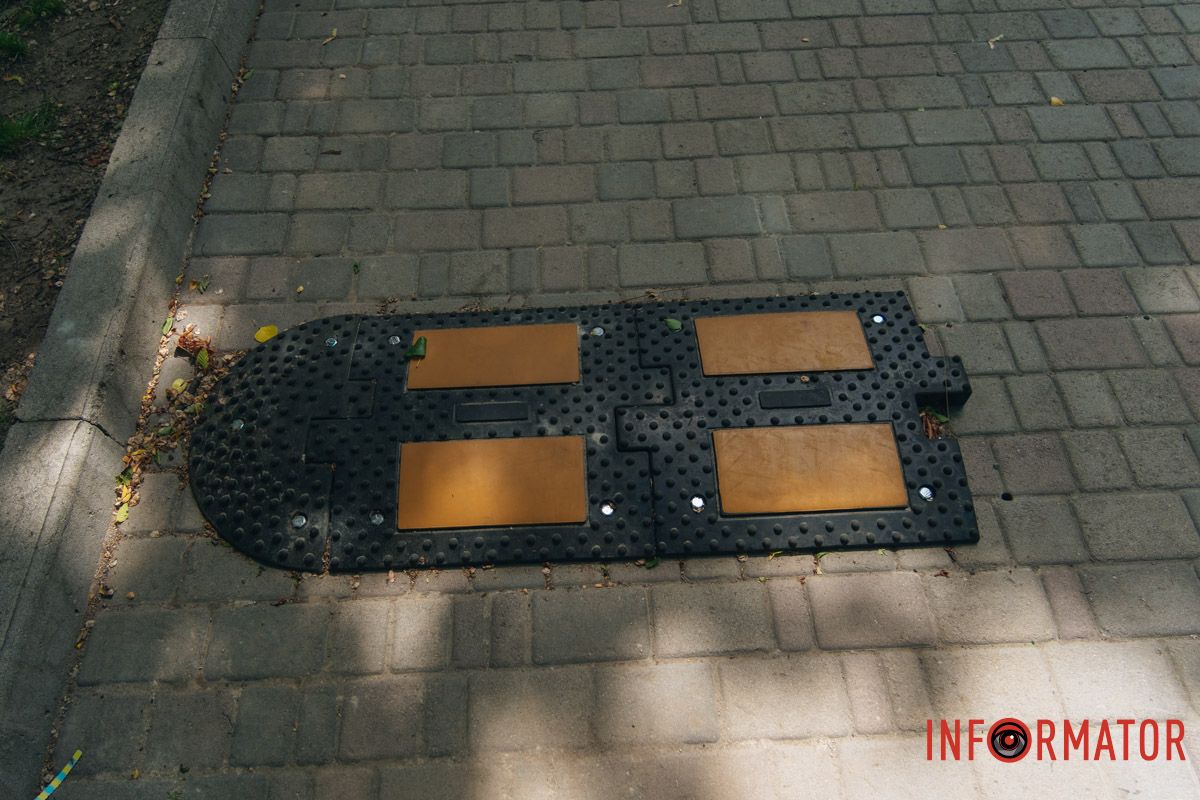 14 червня Дніпровська міська рада відзвітувала про встановлення обмежувачів руху для велосипедів та електросамокатів у парках міста 14 червня Дніпровська міська рада відзвітувала про встановлення обмежувачів руху для велосипедів та електросамокатів у парках міста