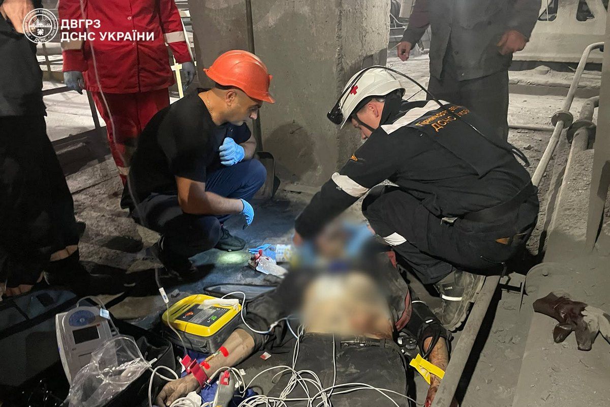14 червня працівник підприємства поверхневого видобутку корисних копалин у Дніпропетровській області травмував голову на глибині 210 метрів 14 червня працівник підприємства поверхневого видобутку корисних копалин у Дніпропетровській області травмував голову на глибині 210 метрів
