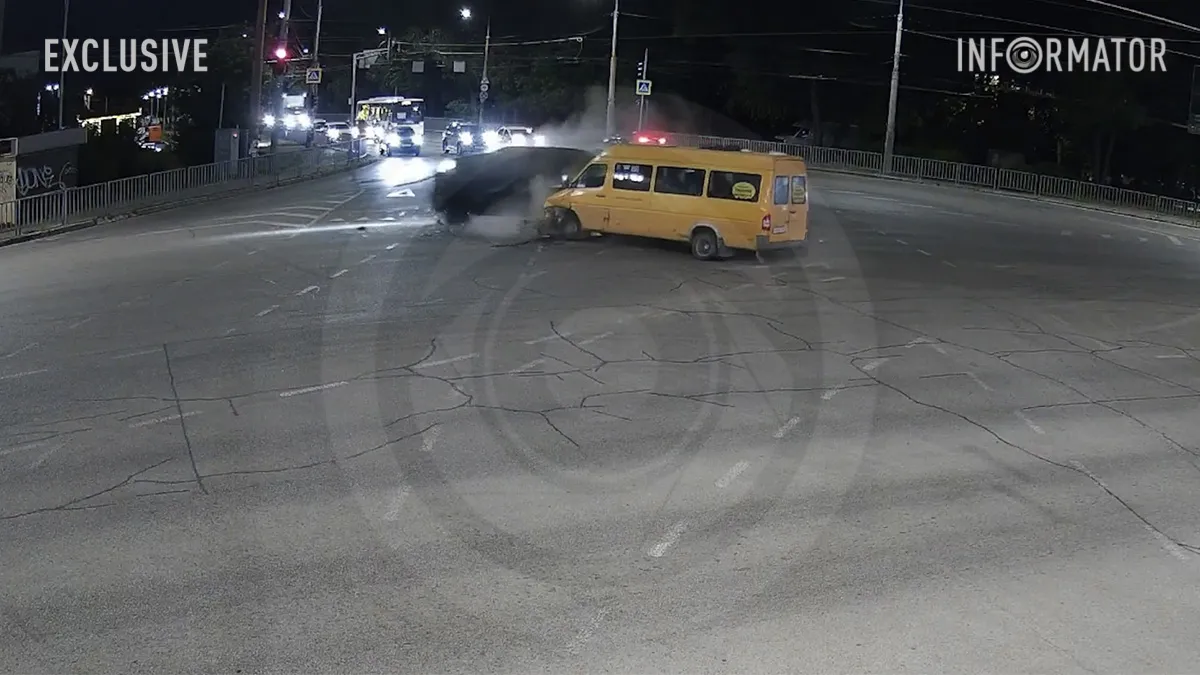 У понеділок, 15 червня, на перехресті Запорізького шосе та вулиці Панікахи сталась ДТП