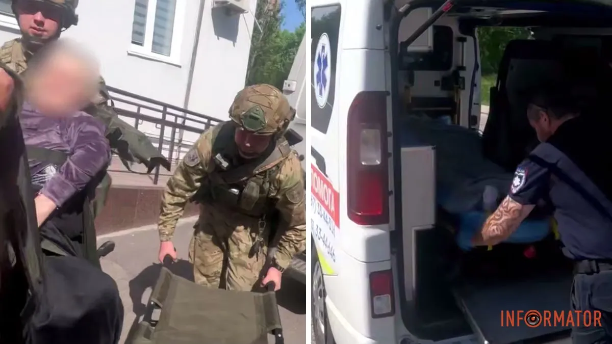 Поліцейські в Нікополі евакуювали з-під російських обстрілів чотирьох жінок
