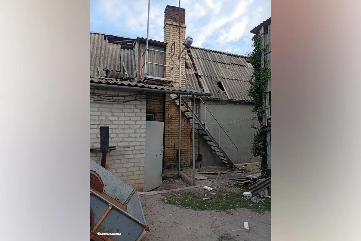 Ворог застосовував артилерію, безпілотники та керовані авіаційні бомби (КАБи). 