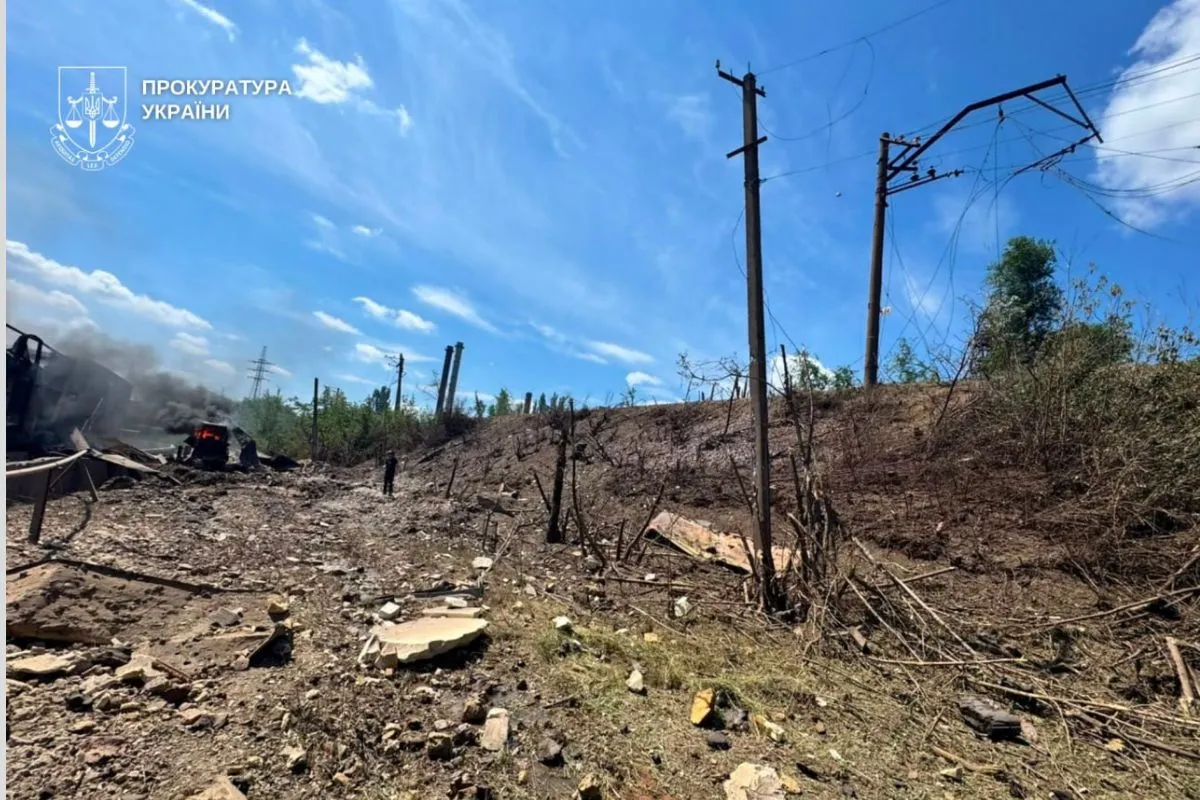 За даними очільника Дніпропетровської ОВА, внаслідок ракетного удару рф кількість поранених зросла до 23 За даними очільника Дніпропетровської ОВА, внаслідок ракетного удару рф кількість поранених зросла до 23