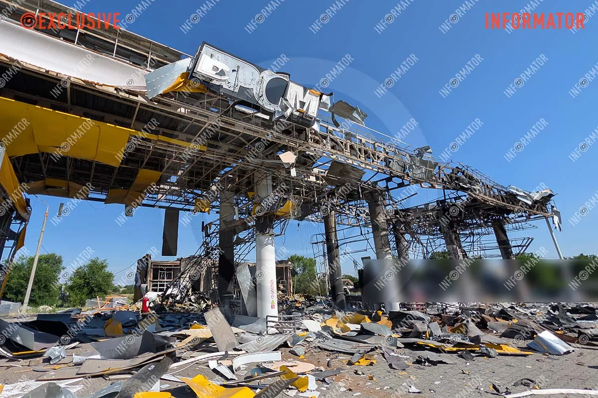 Відомо, що це, на жаль, не всі пошкоджені в районі АЗС Відомо, що це, на жаль, не всі пошкоджені в районі АЗС