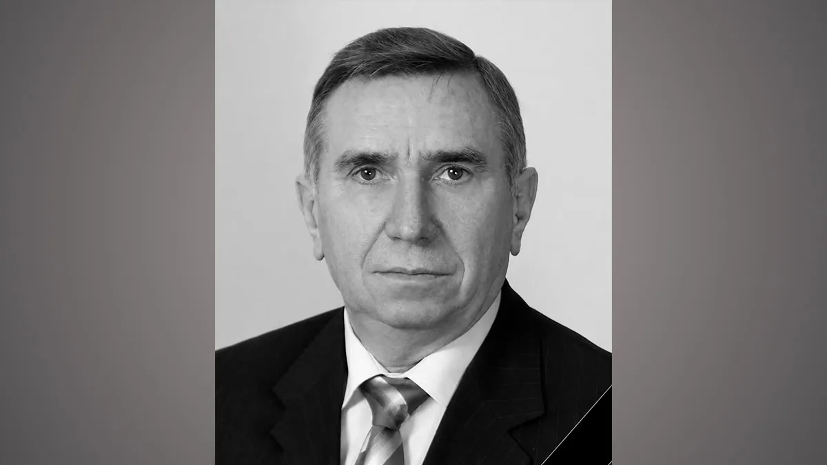 "Його наукова спадщина налічує сотні праць": помер багаторічний проректор ДНУ Валентин Іваненко