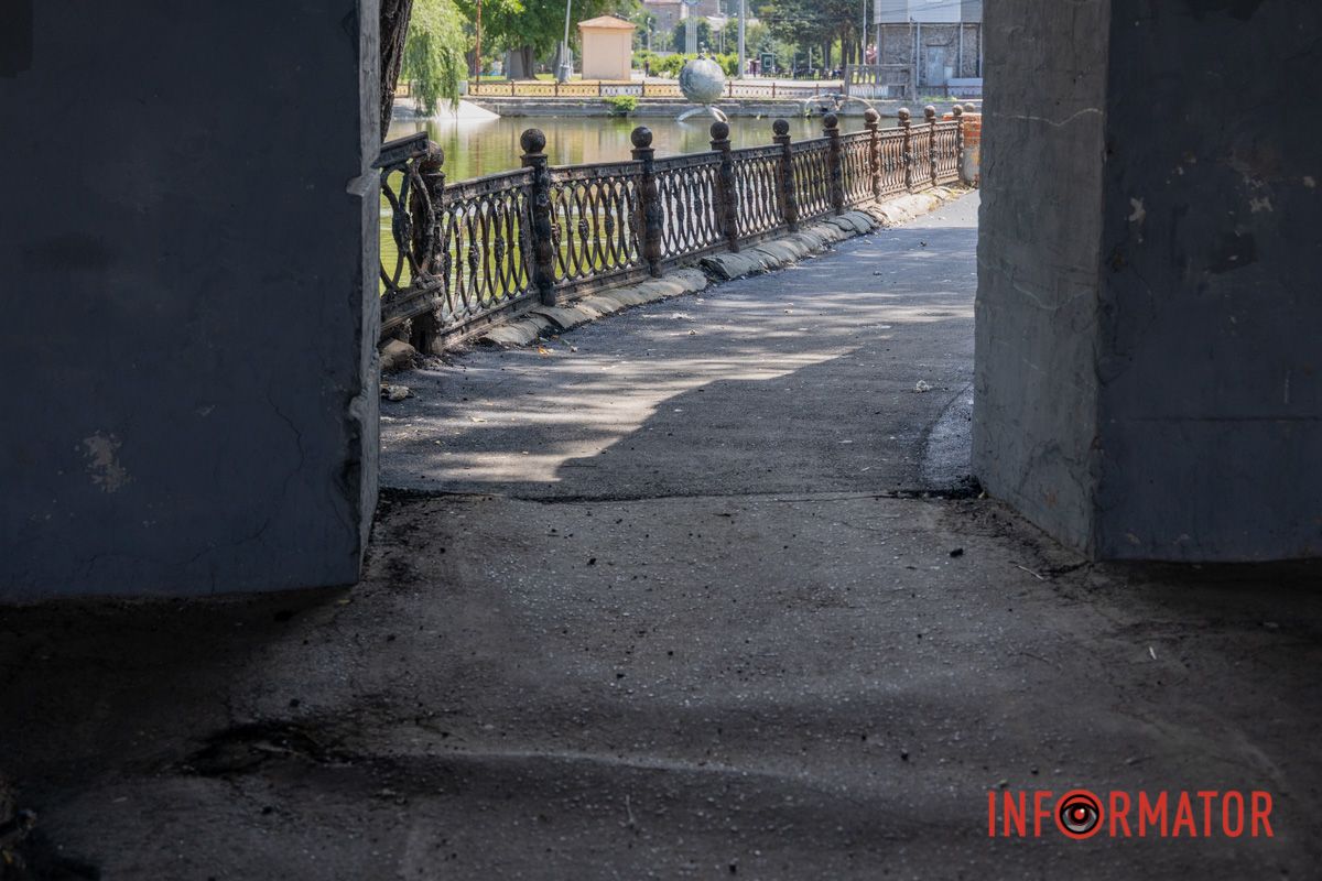 Стає безпечніше: у парку Глоби у Дніпрі ремонтують асфальтове покриття 14