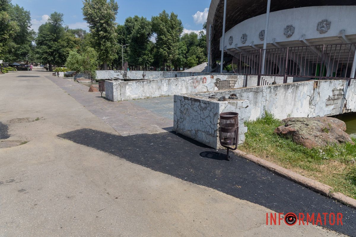 Стає безпечніше: у парку Глоби у Дніпрі ремонтують асфальтове покриття 25