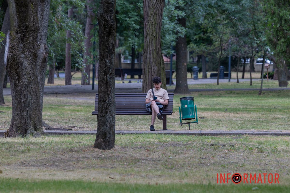 Омріяна прохолода після спеки: як дніпряни проводять суботній дощовий день 16