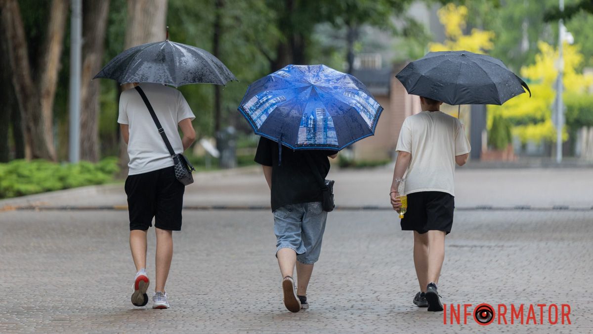Погода на 9 липня: у Дніпрі буде похмуро й увесь день литиме злива