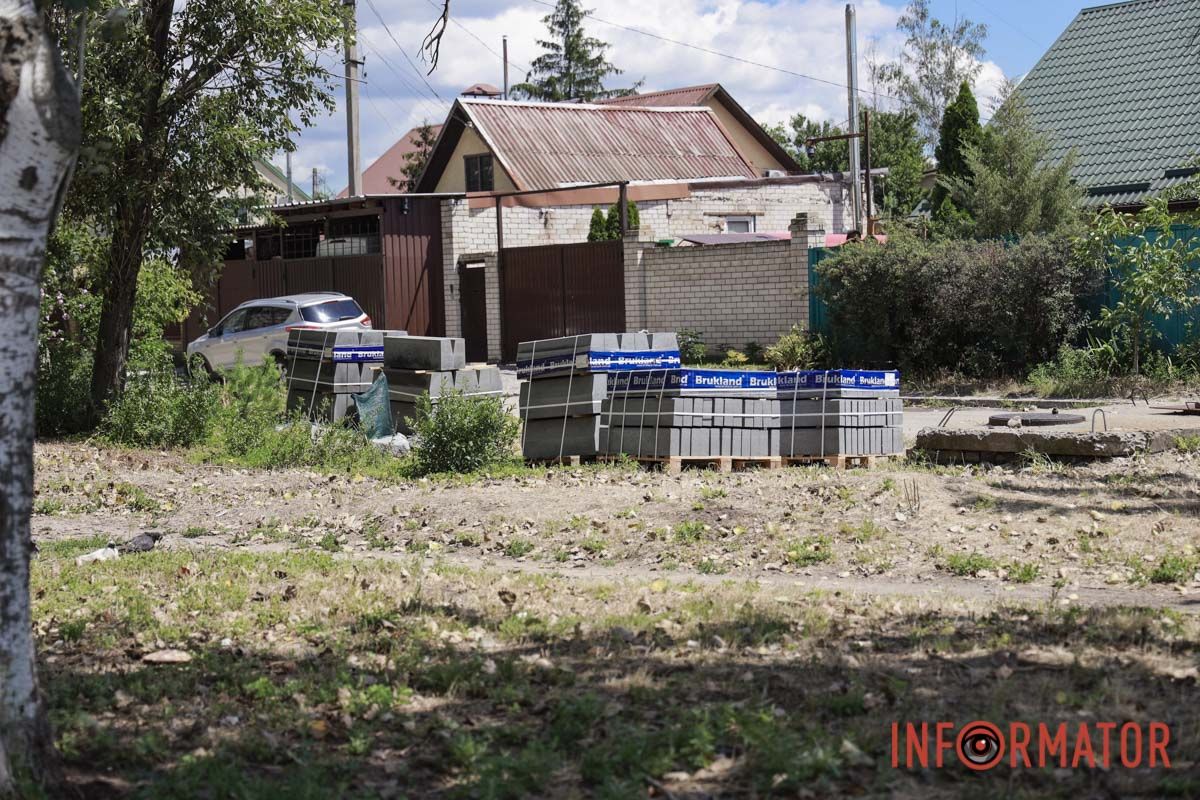 Вирішили продовжити після 3-річної перерви: у Дніпрі на Олександра Данченка стартували ремонтні роботи 28