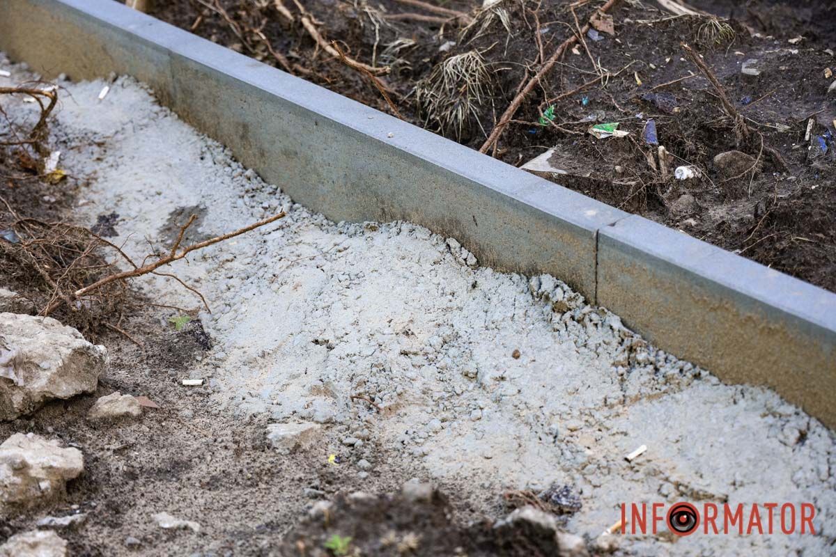 Вирішили продовжити після 3-річної перерви: у Дніпрі на Олександра Данченка стартували ремонтні роботи 19
