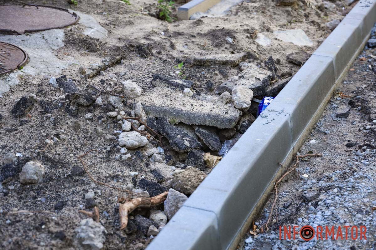 Вирішили продовжити після 3-річної перерви: у Дніпрі на Олександра Данченка стартували ремонтні роботи 32