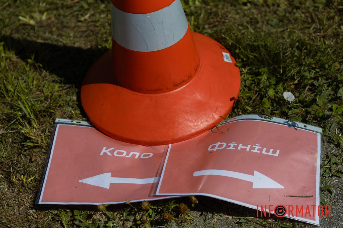 На трассе продолжается борьба за победу