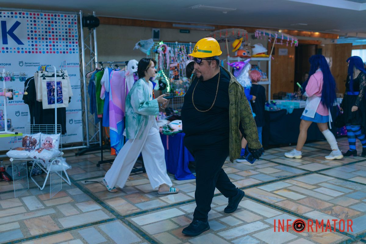 Головні кольори та образи Summer Anime & Cosplay Fest