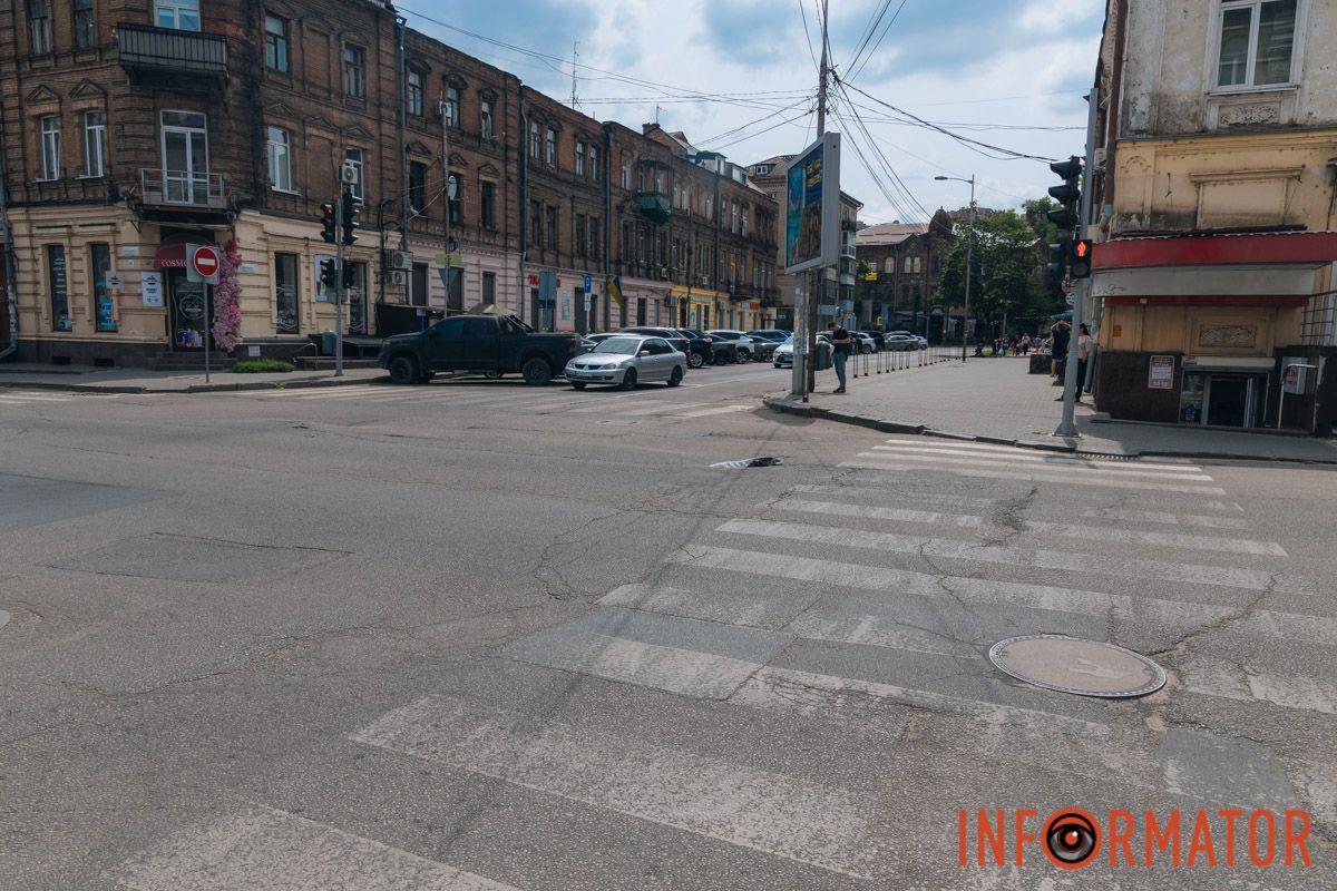 На улице Липинского асфальта стало "плохо"