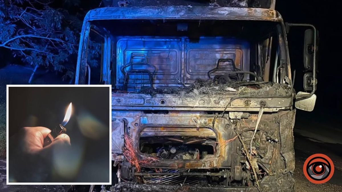 В Кривом Роге подожгли грузовик Mercedes-Benz: задержали 22-летних сообщников