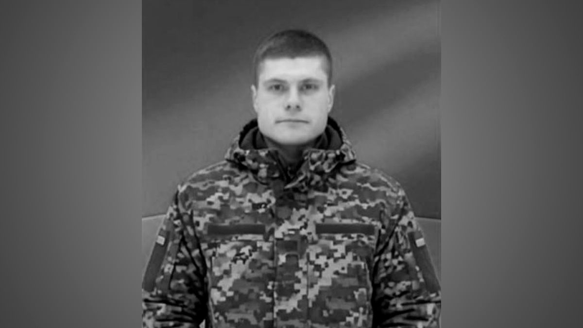 В Днепропетровской области простились с 38-летним Защитником Сергеем Щеткиным