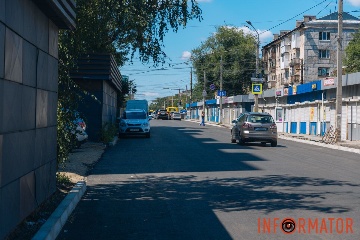 Оновлена Калинова зустрічає водіїв новим асфальтом Оновлена Калинова зустрічає водіїв новим асфальтом