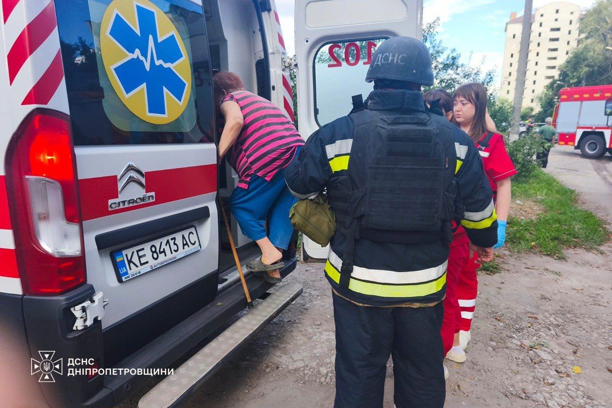 Серед поранених – діти: ворог вдарив по Павлограду КАБами, кількість загиблих зросла 4