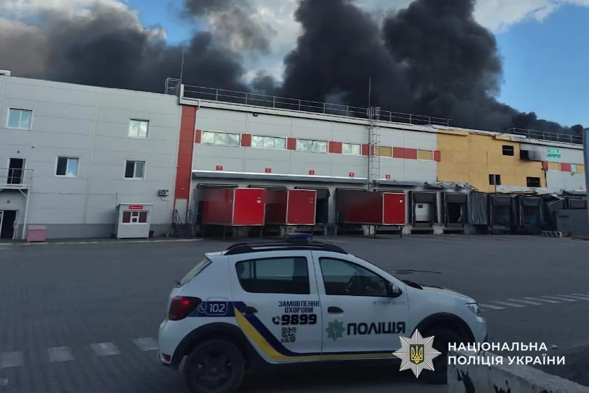 Войска России били дронами по сортуальному терминалу "Новой почты" нп 1