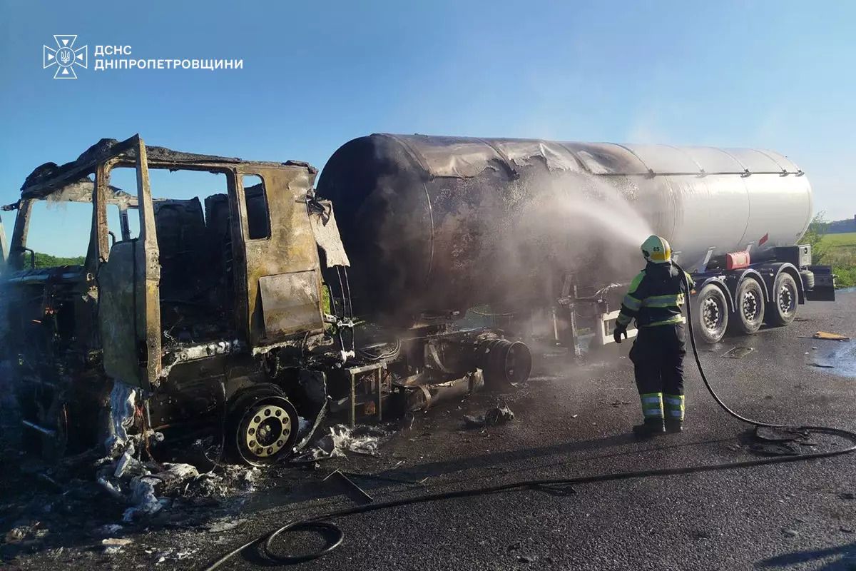 В Днепропетровской области вспыхнул грузовик