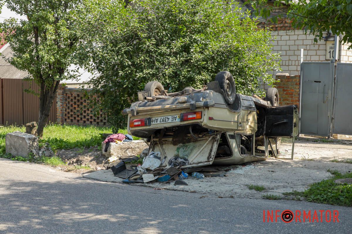 Автомобиль после ДТП до сих пор не эвакуировали