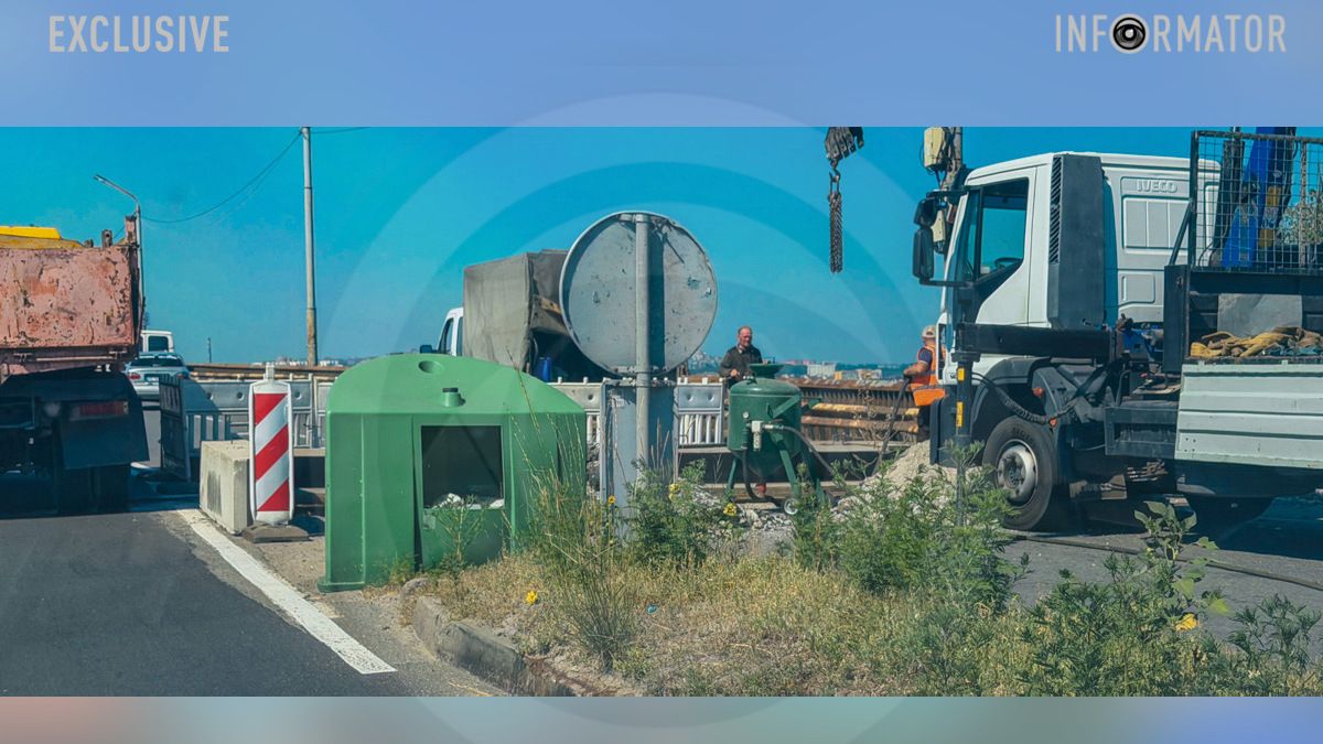 У Дніпрі перекрили частину Південного мосту: що відбувається