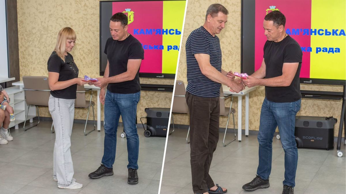 Ще трьом родинам ВПО у Кам’янському вручили ключі від нових квартир
