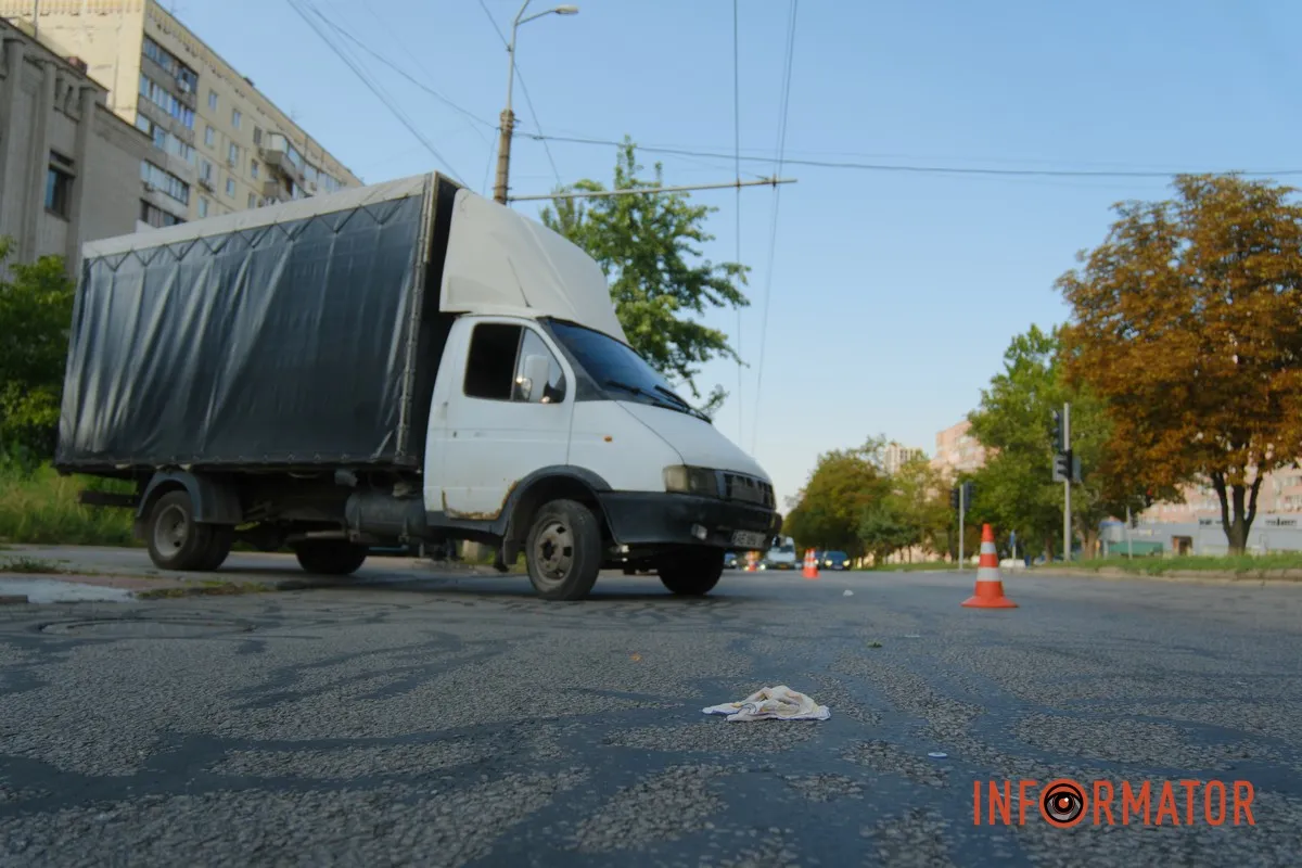 «ГАЗель» збила людину У Дніпрі на проспекті Олександра Поля «ГАЗель» збила людину: що відомо 2