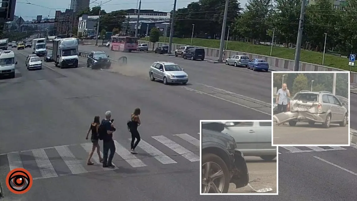 На Слобожанському проспекті у Дніпрі позашляховик влетів у Chevrolet на світлофорі: відео моменту ДТП