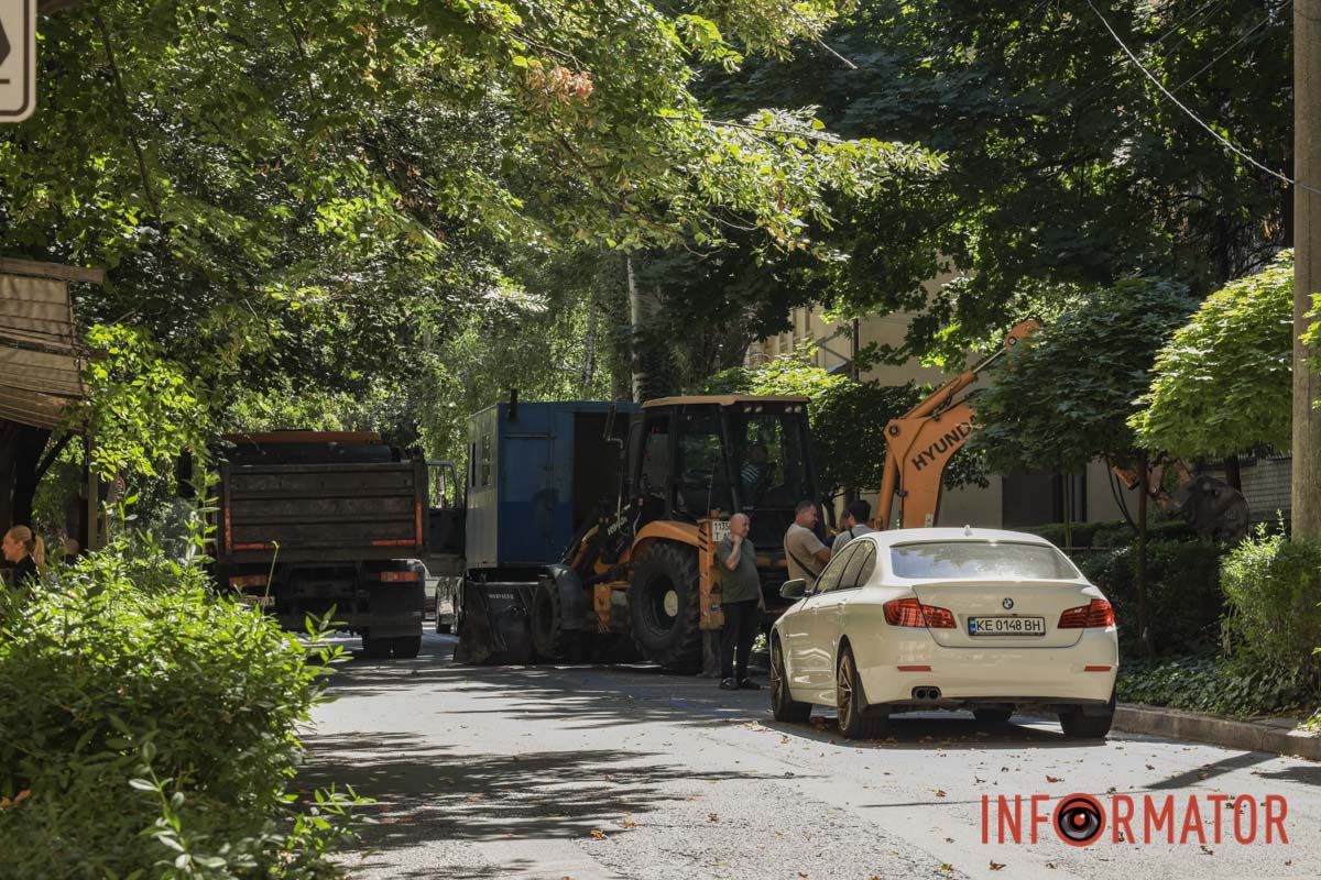 У Дніпрі тимчасово перекрили вулицю Івана Акінфієва: тривають аварійні роботи 6