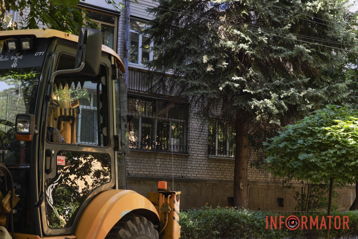 У Дніпрі тимчасово перекрили вулицю Івана Акінфієва: тривають аварійні роботи 13
