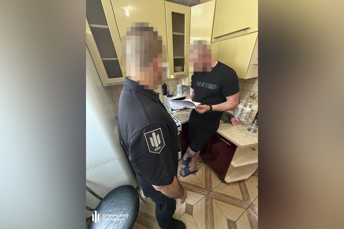 Одного з підозрюваних затримали під час перетину кордону Одного з підозрюваних затримали під час перетину кордону