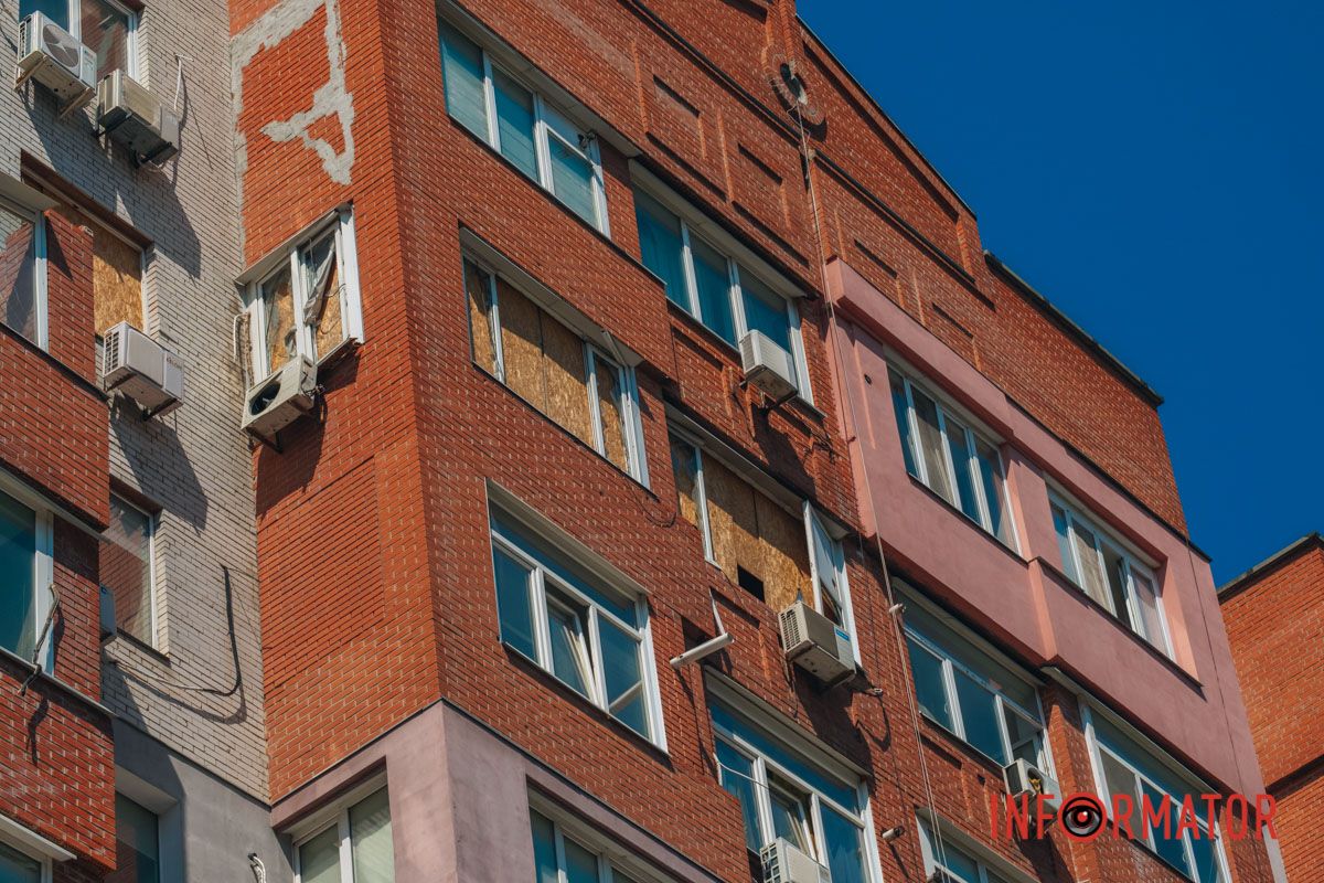 Как выглядит поврежденный ракетным ударом дом на Исполкомовской в ​​Днепре 28