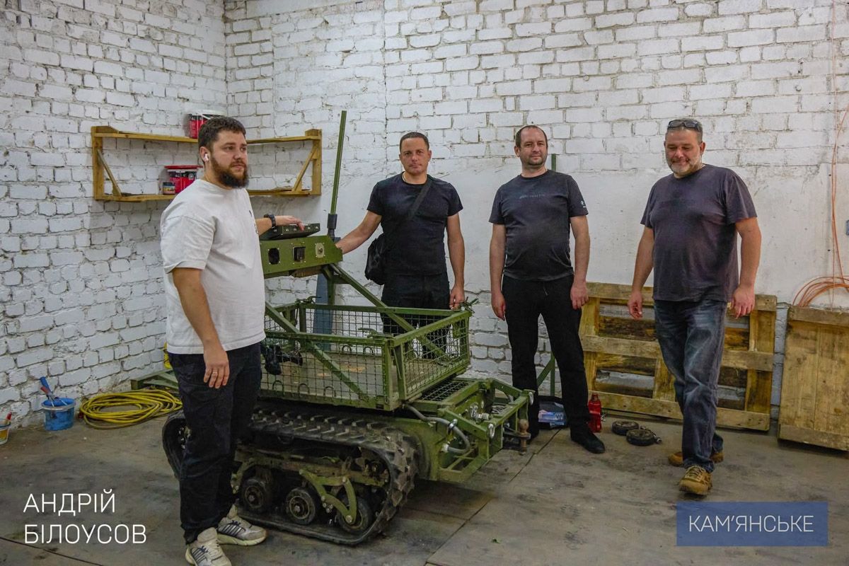 Мер Кам’янського відвідав пункт управління артилерійського підрозділу ударних БпАК «Вогняний Рій» 43-ї ОМБр 8