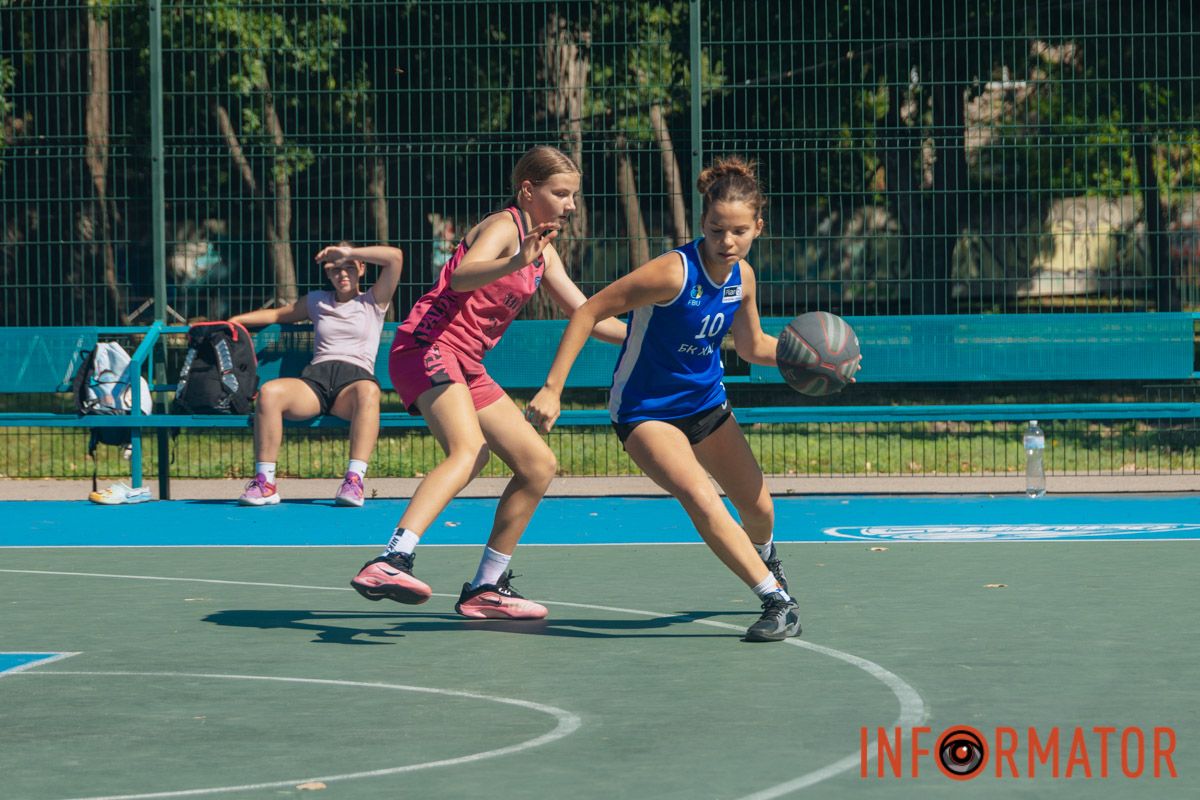 Швидкі атаки змінюють одна одну