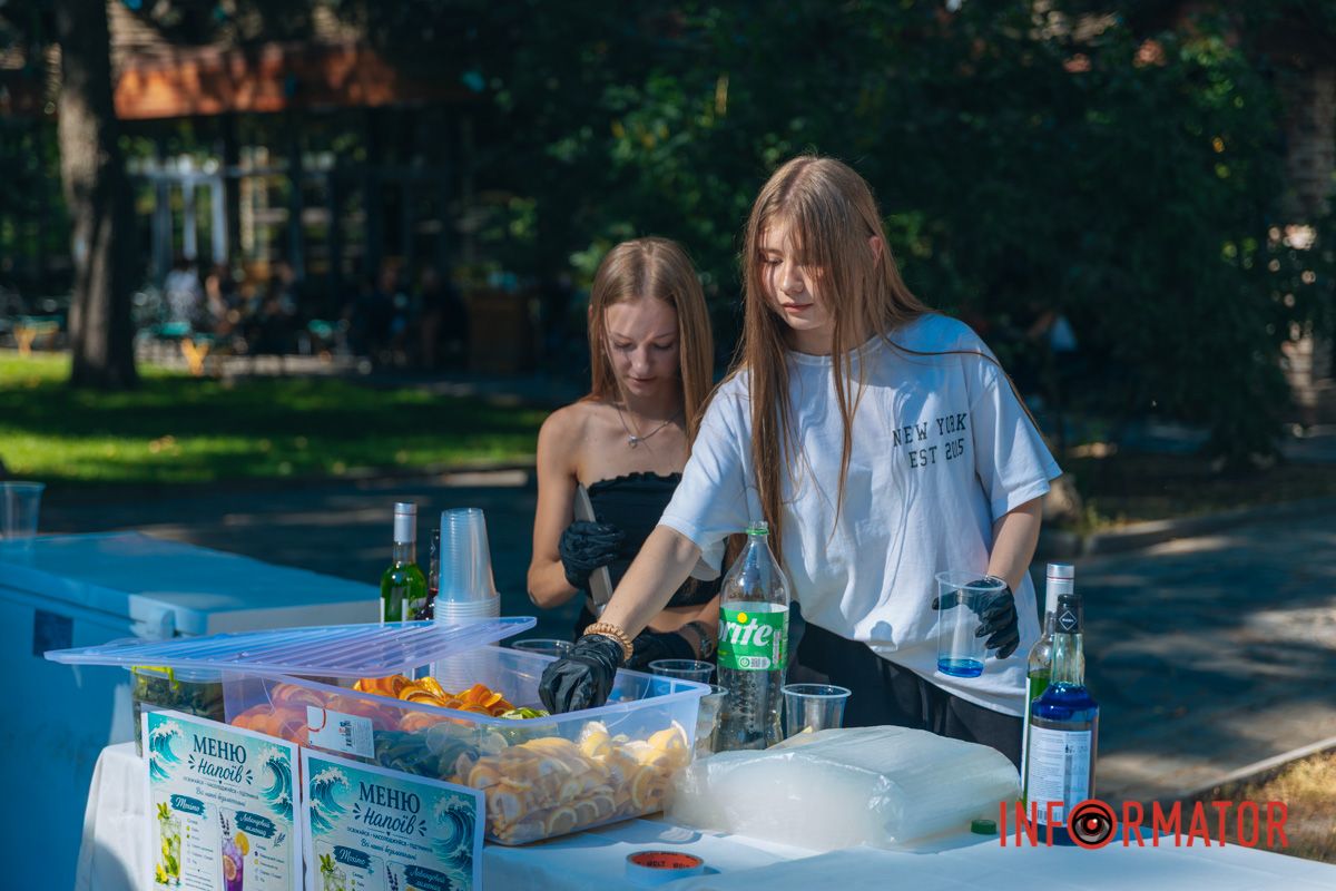 Волонтери дуже старались для відвідувачів