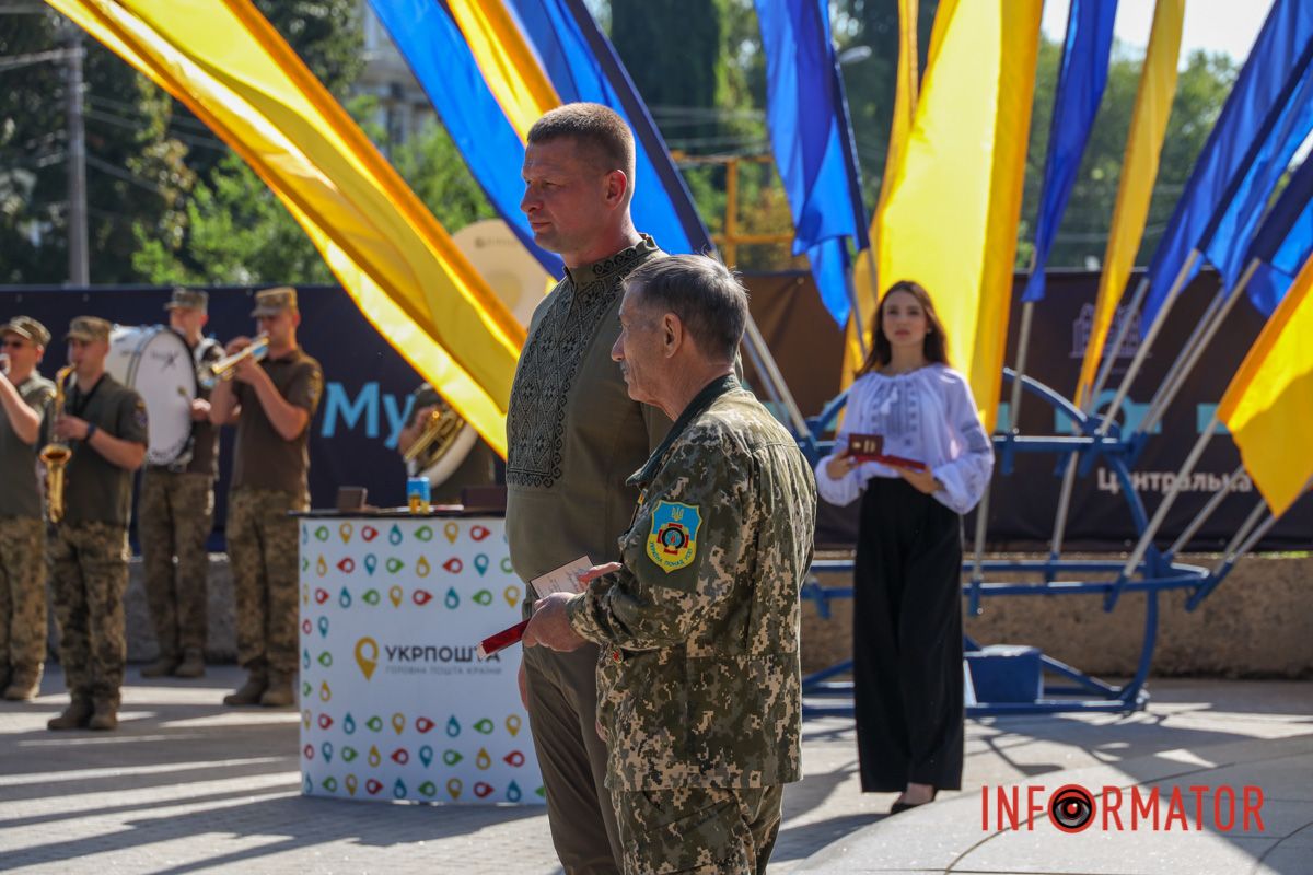 В Днепре отметили тех, кто вносит вклад в развитие области