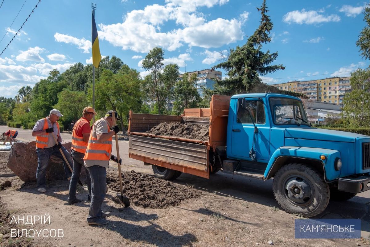 Ідею втілюють в життя на прохання спільноти родин військовополонених та зниклих безвісти Захисників Ідею втілюють в життя на прохання спільноти родин військовополонених та зниклих безвісти Захисників