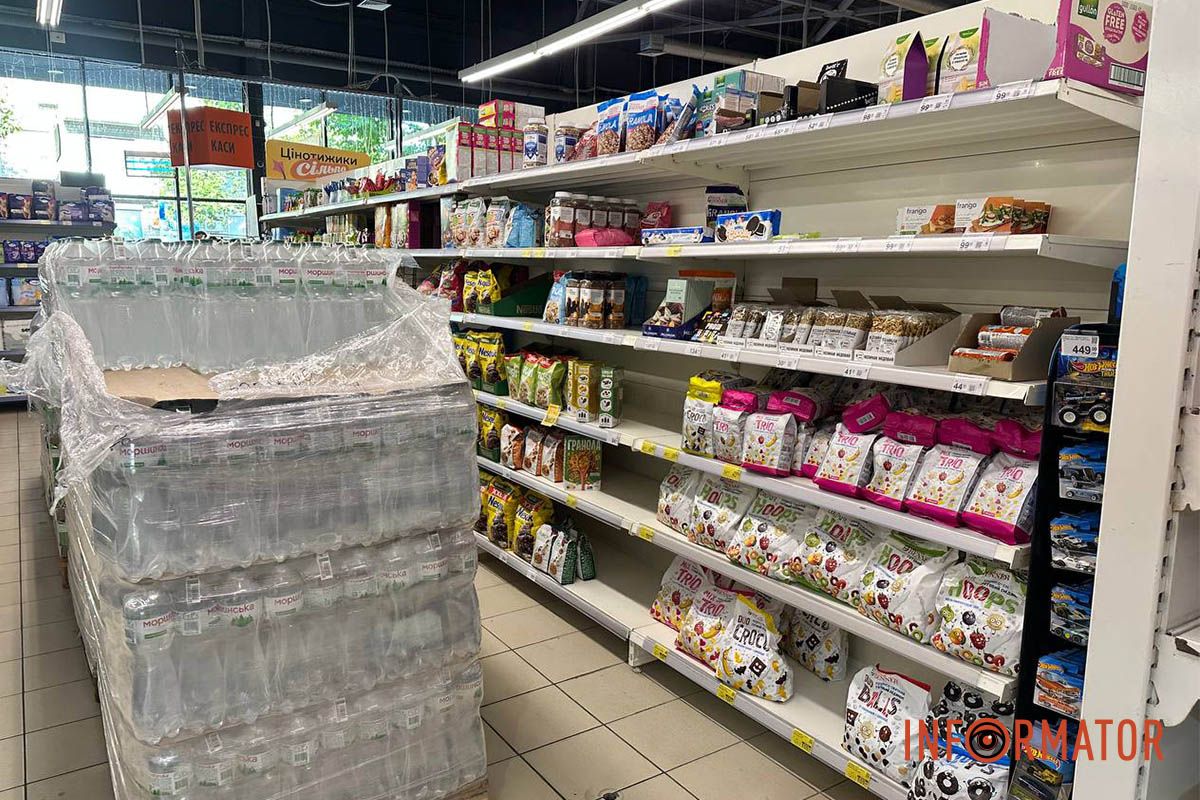 Ще фото з магазину Яка ситуація з продуктами у супермаркетах Дніпра та чи є дефіцит через російські атаки 31