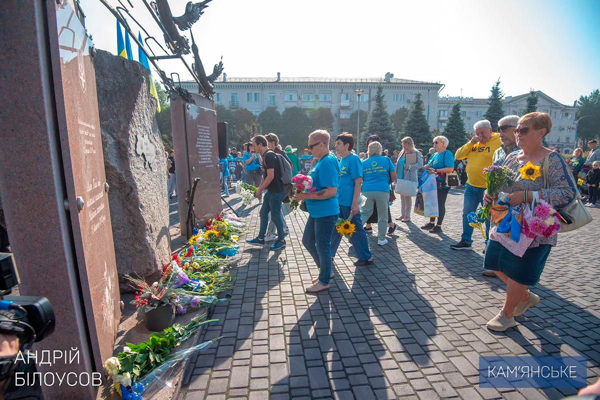 Світла пам’ять тим, хто віддав життя за Україну Світла пам’ять тим, хто віддав життя за Україну