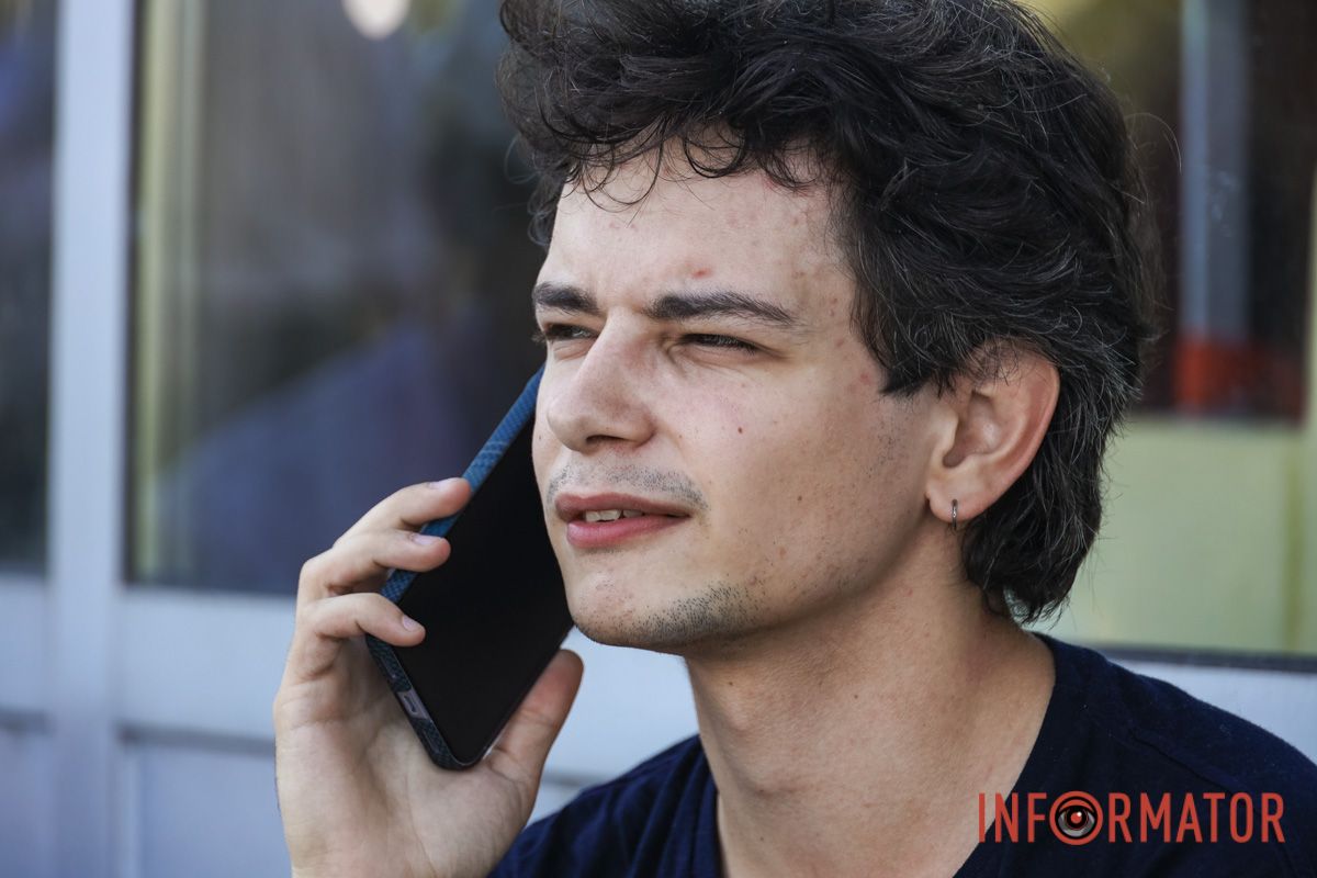 Дніпровський цирк очищають від графіті: активісти влаштували толоку 3
