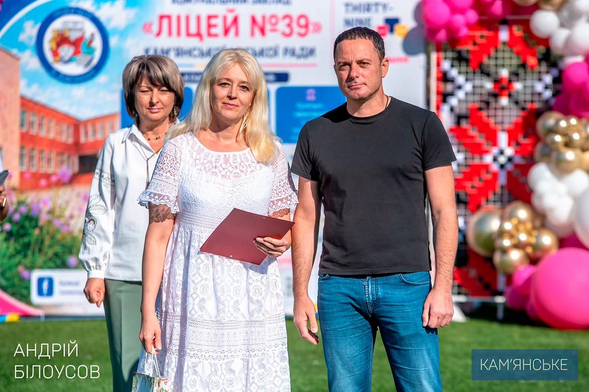 Майже 1500 першокласників сіли за парти: у Кам’янському понад 22 тисячі дітей пішли до школи 1