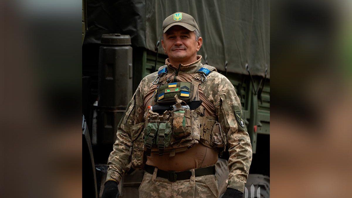 Люди “Півдня”: водій-ремонтник з 44-ї ОАБр вже 4 роки працює на одному КамАЗі
