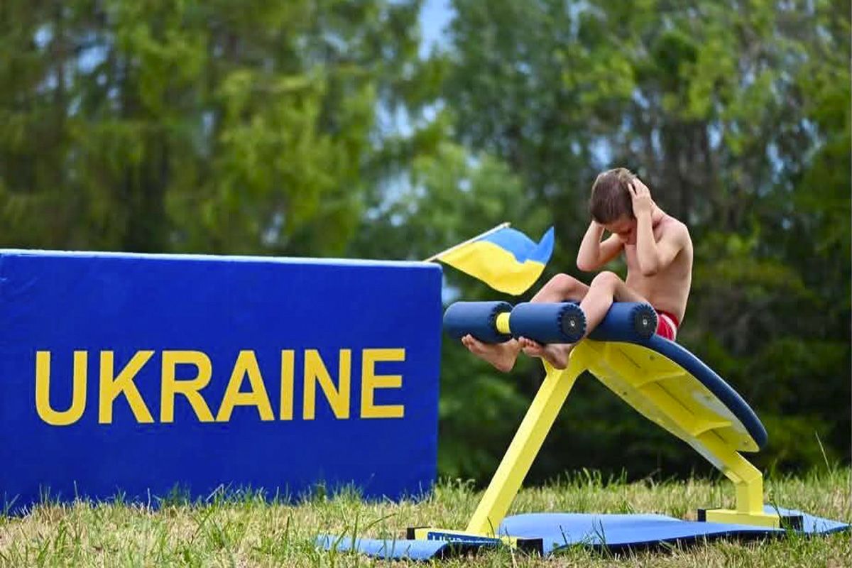 7-летний парень из Днепропетровской области установил пять силовых рекордов ради мира 4