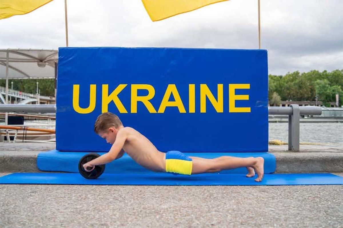 7-летний парень из Днепропетровской области установил пять силовых рекордов ради мира 5