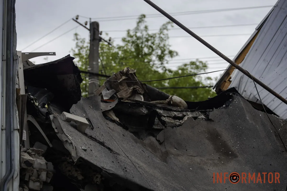 Задіяні всі спецслужби: що відбувається на місці атаки на Дніпром 3